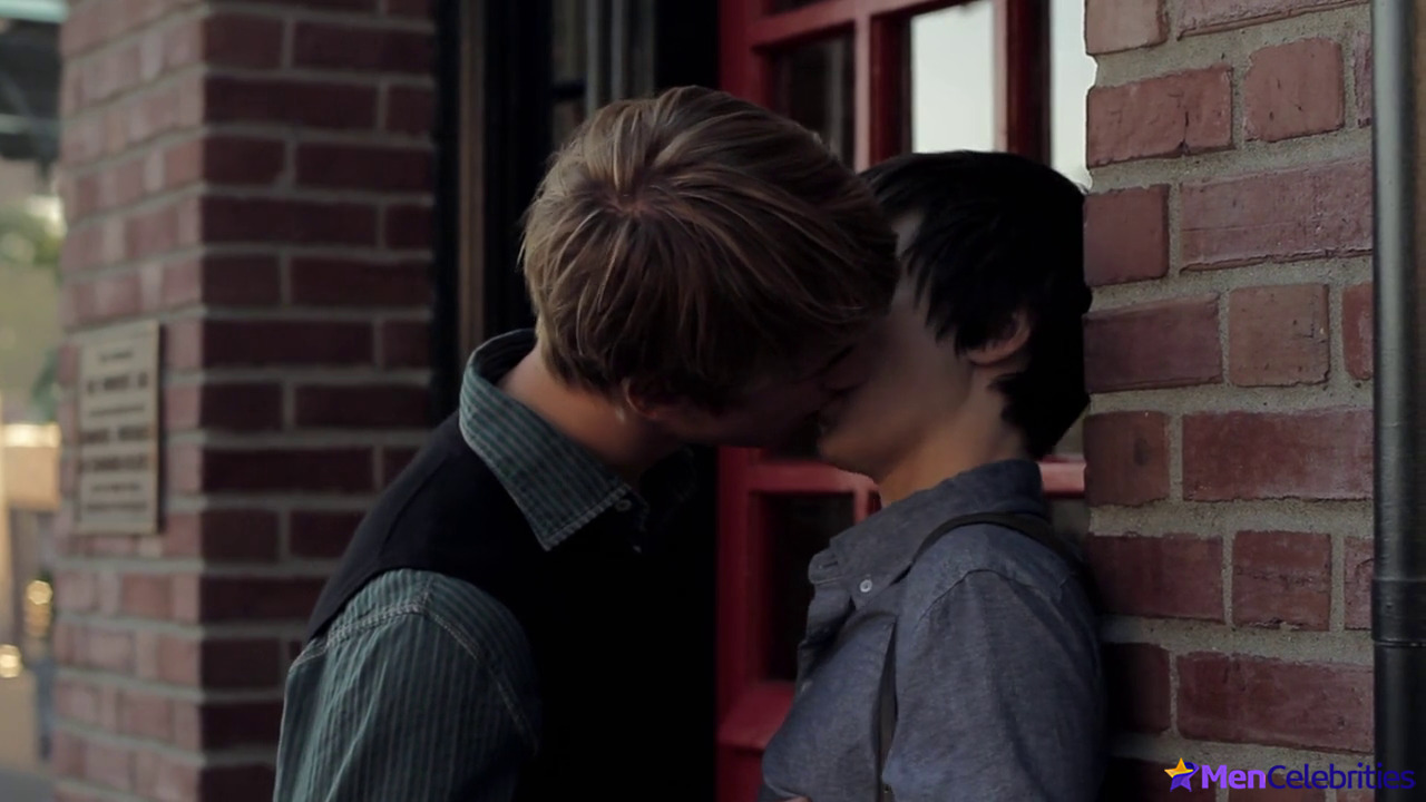 Richard Harmon nude in Judas Kiss