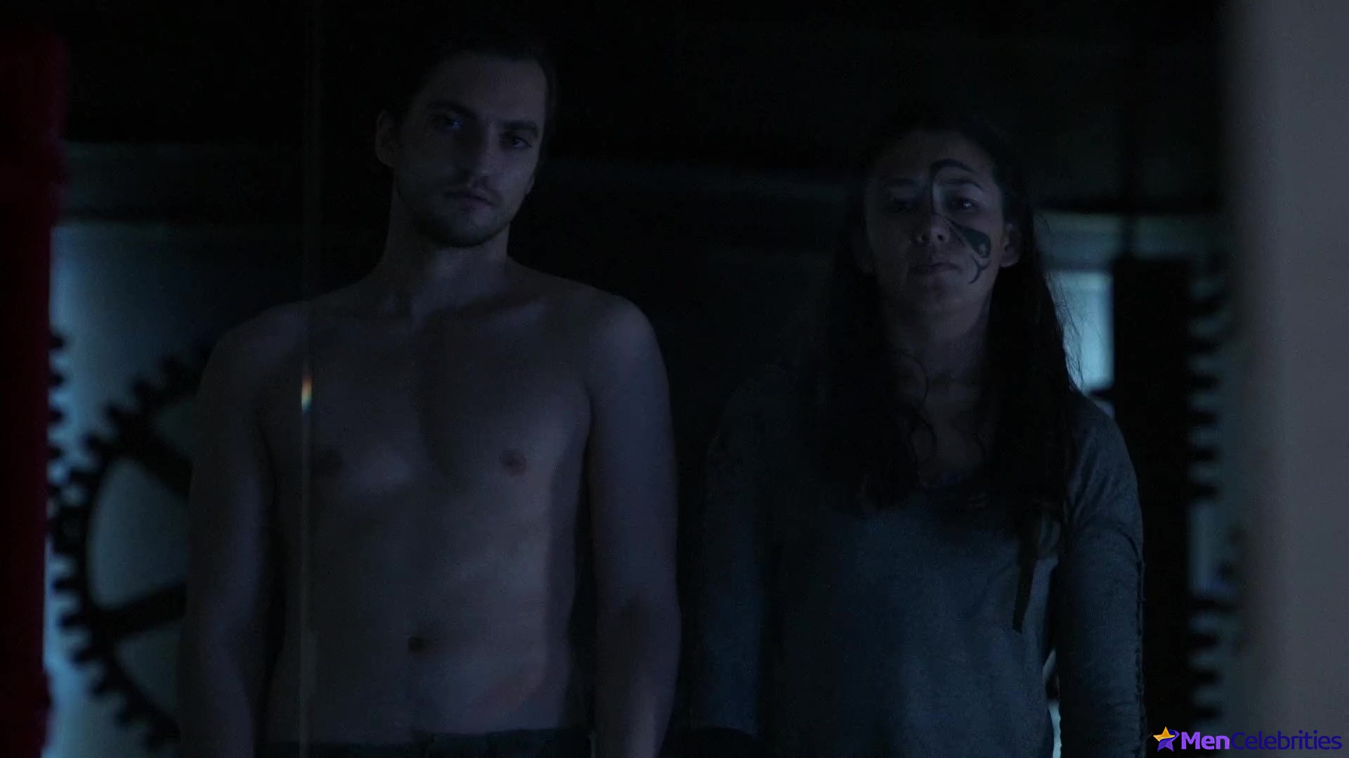 Richard Harmon shirtless in The 100 4-09 DNR