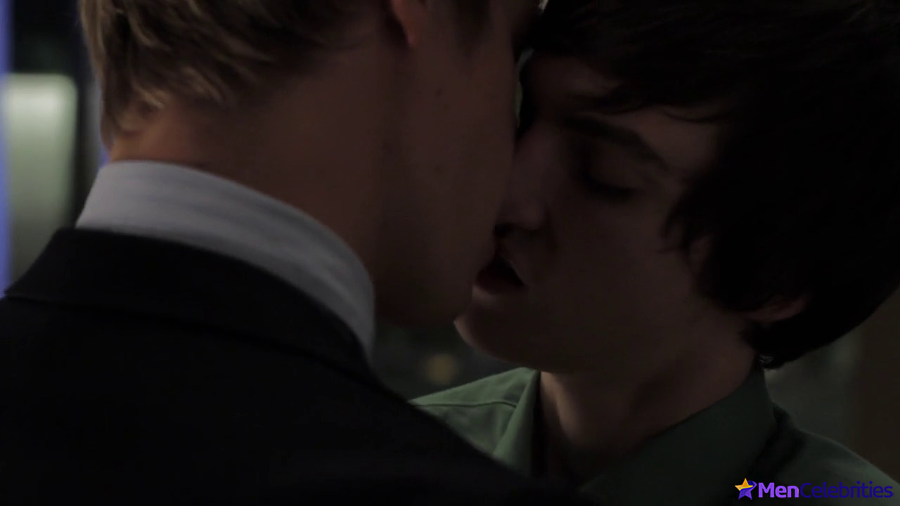 Richard Harmon nude in Judas Kiss