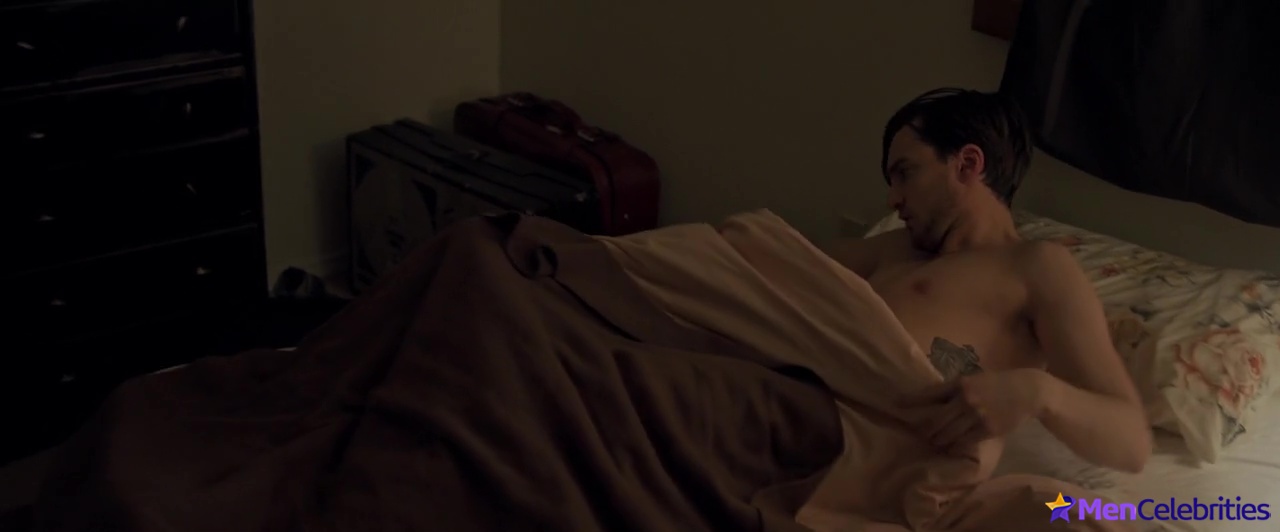 Richard Harmon nude in Woodland