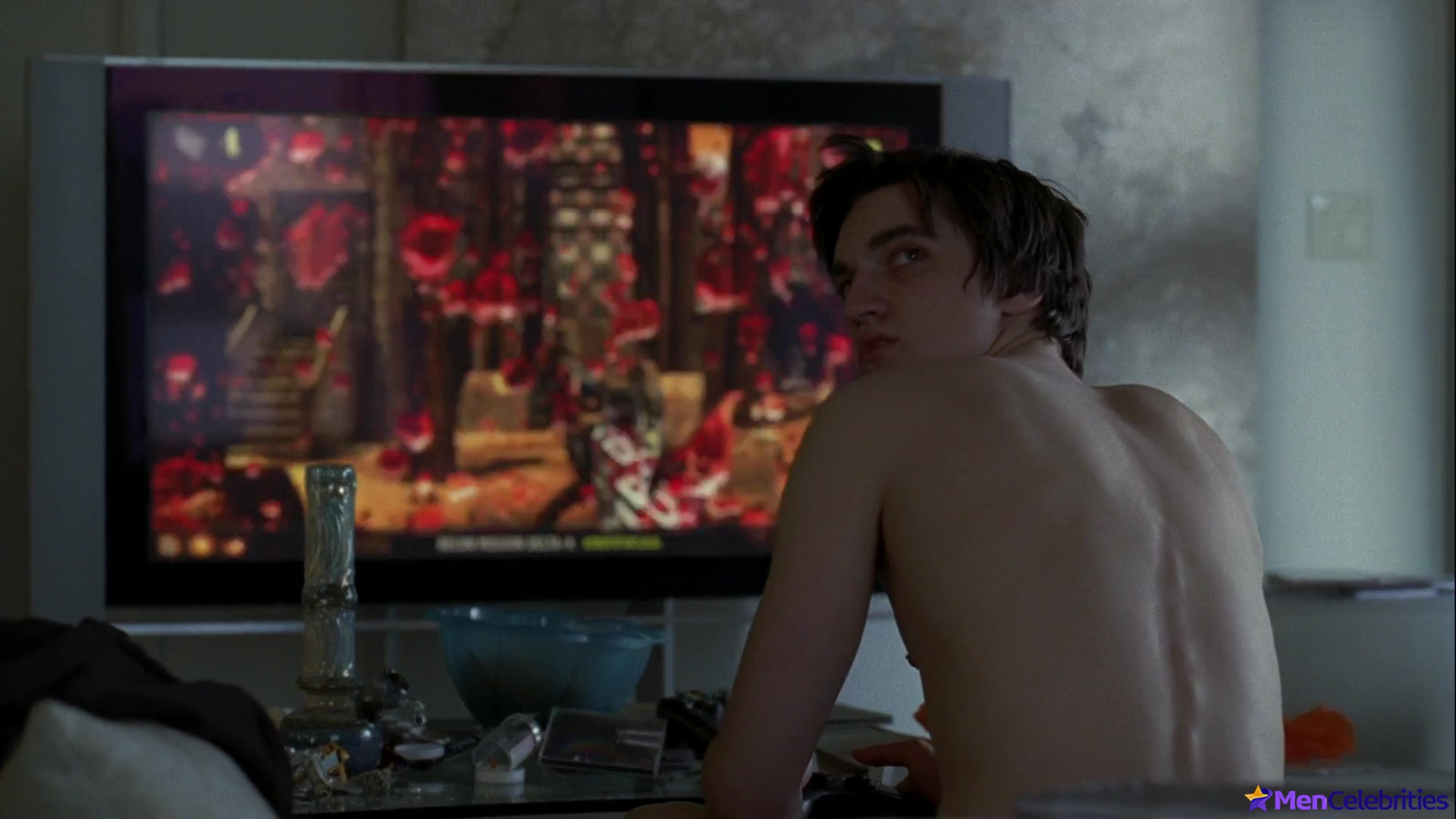Richard Harmon nudity in The Killing 1-01 Pilot