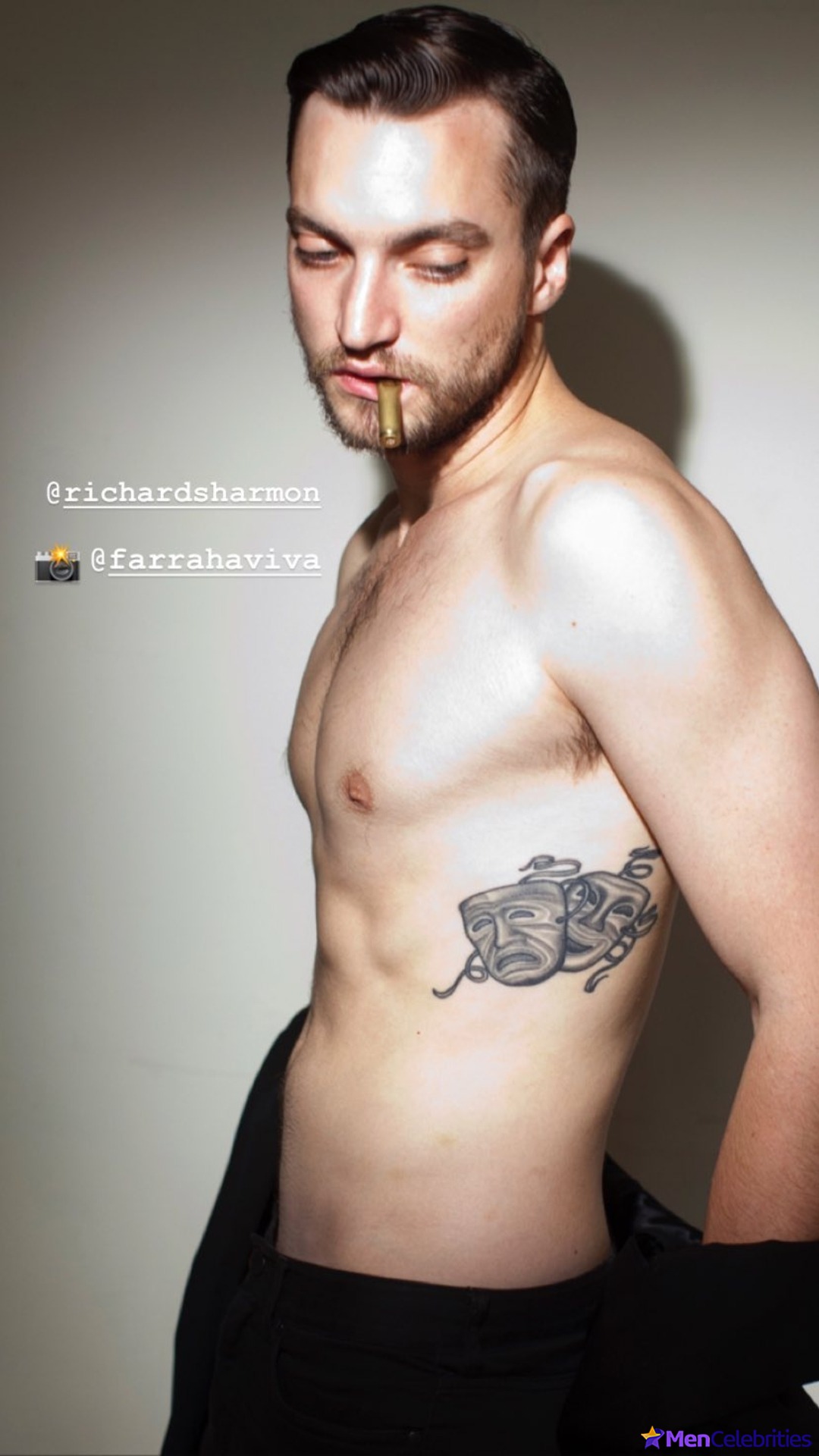 Richard Harmon shirtless and sexy pics