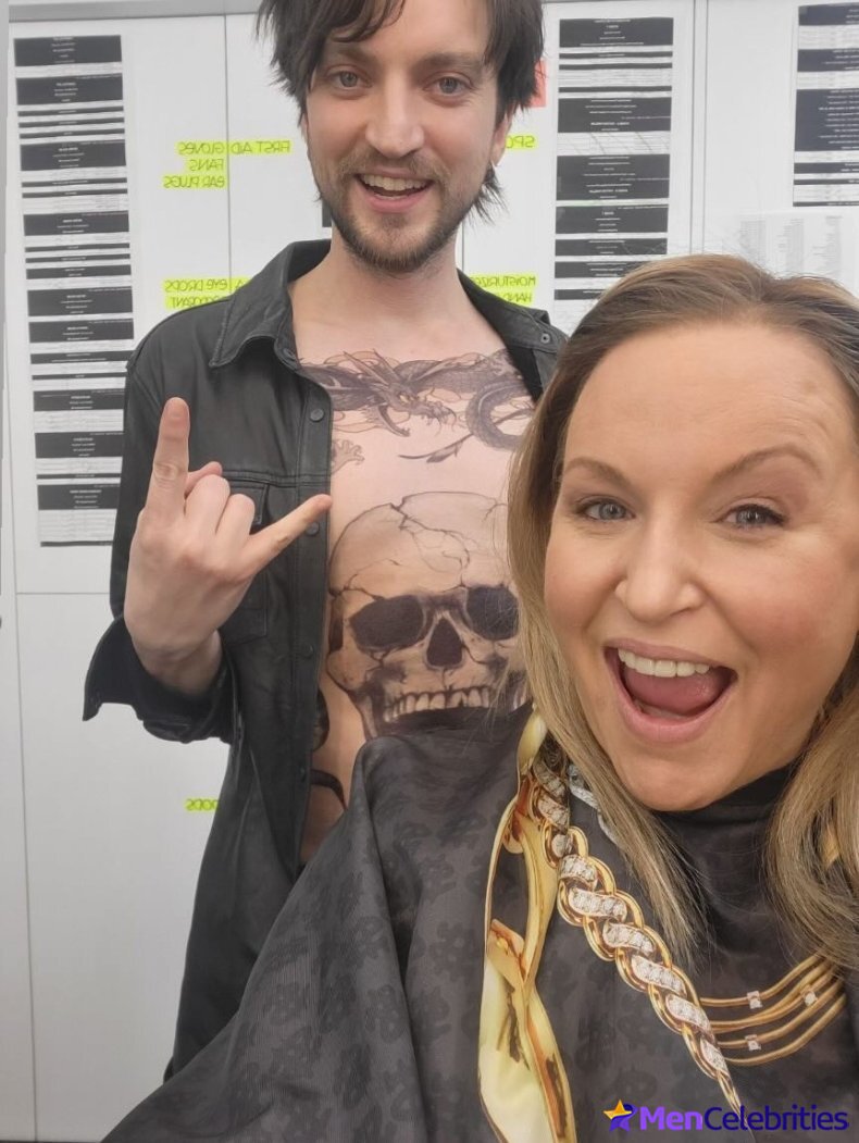 Richard Harmon shirtless and sexy pics