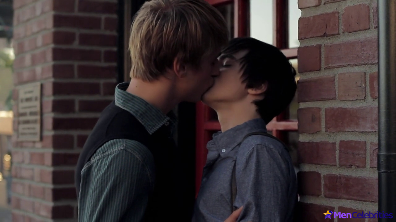 Richard Harmon nude in Judas Kiss