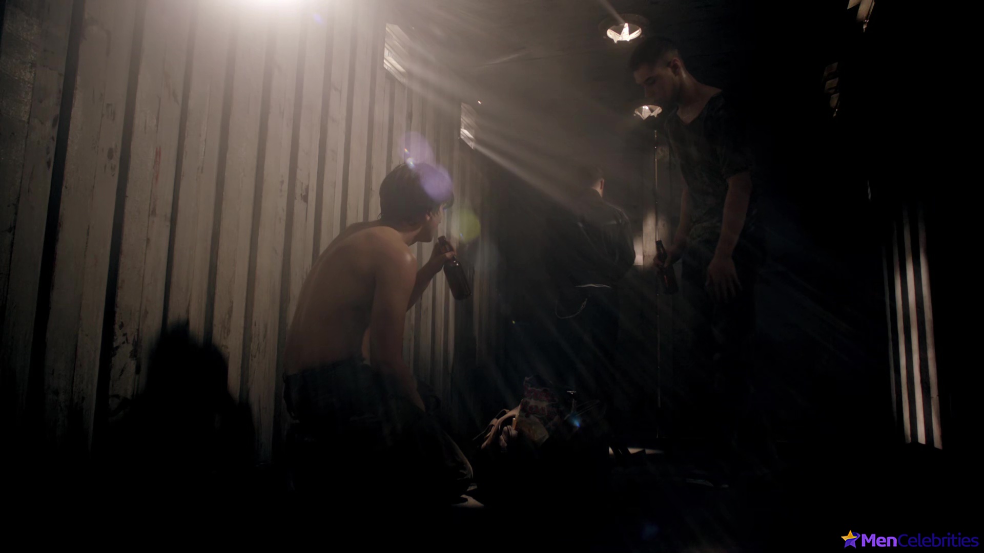 Richard Harmon shirtless in Rogue 1-03 Cathys Song