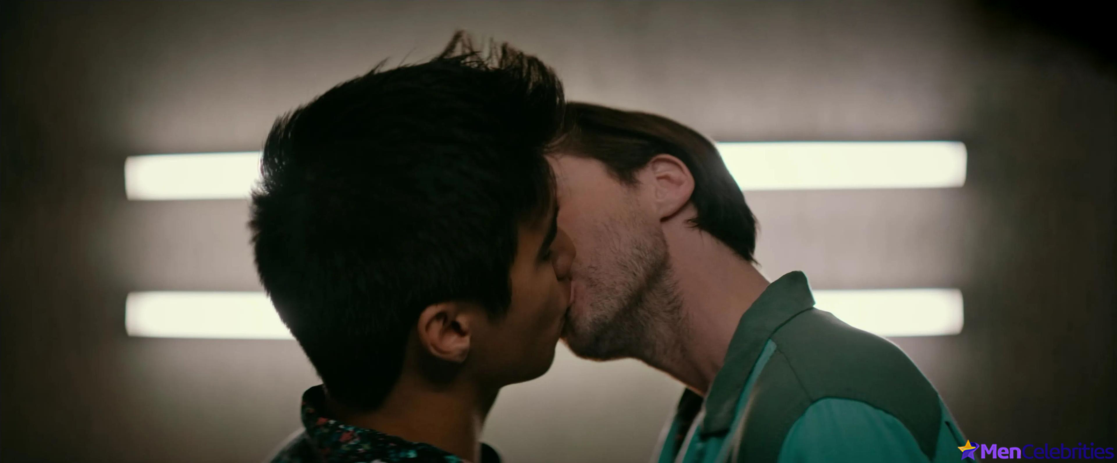 Richard Harmon nude and gay sex scenes