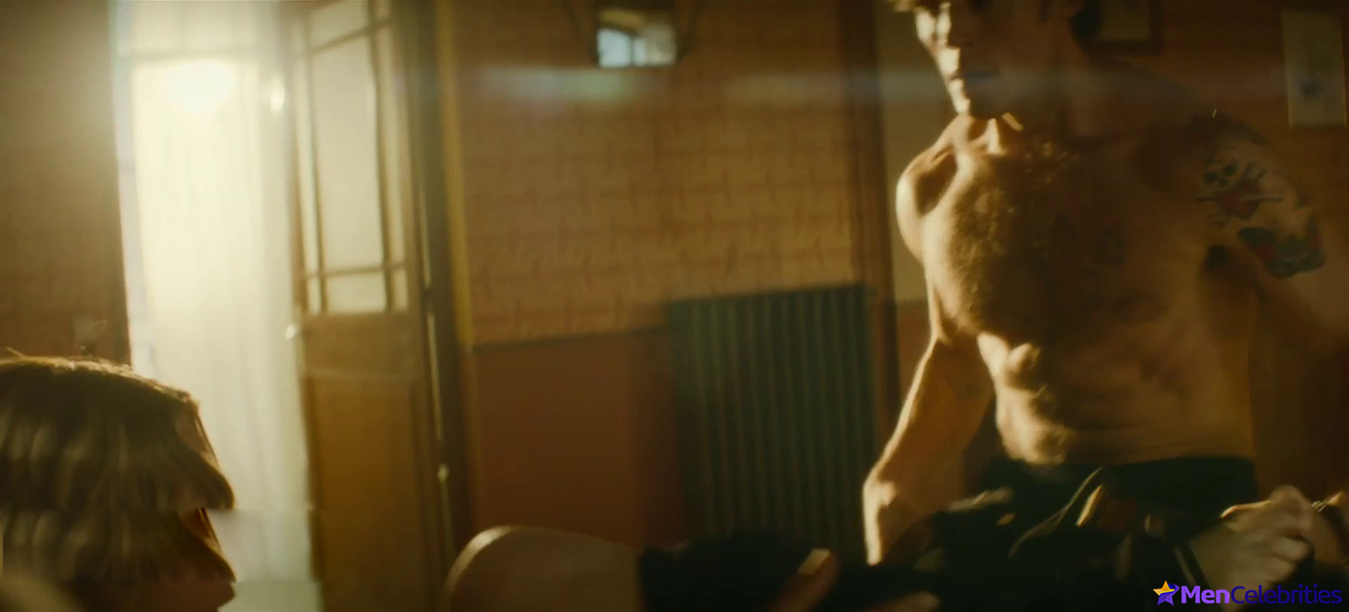 Sam Claflin nude scenes in Vanished