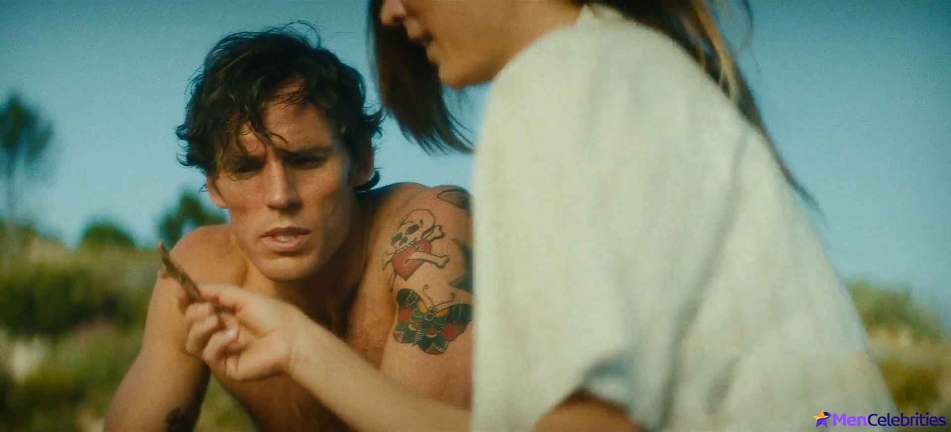 Sam Claflin nude scenes in Vanished