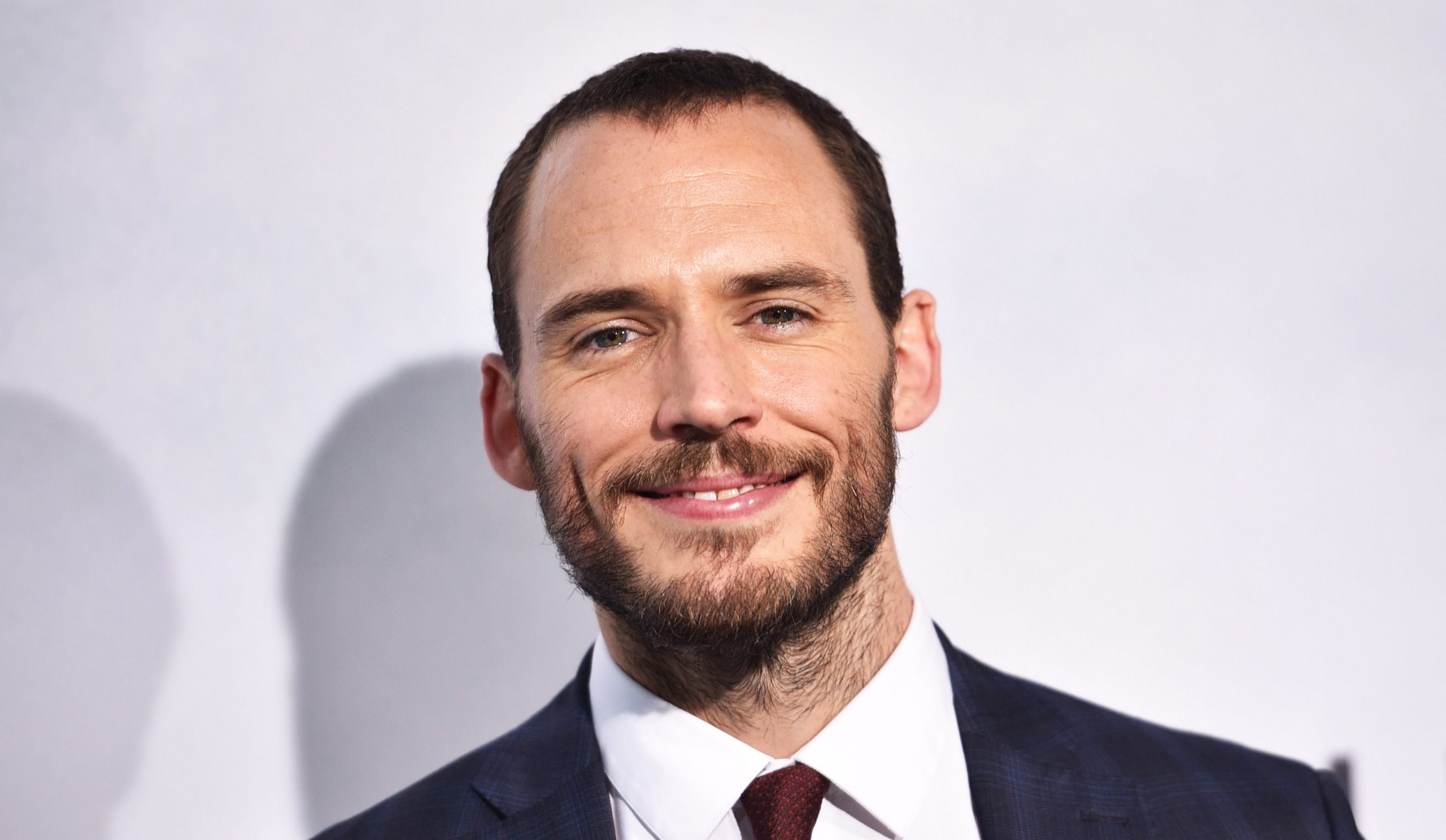 Sam Claflin Nude Sex Videos & Shirtless Bulge Shots