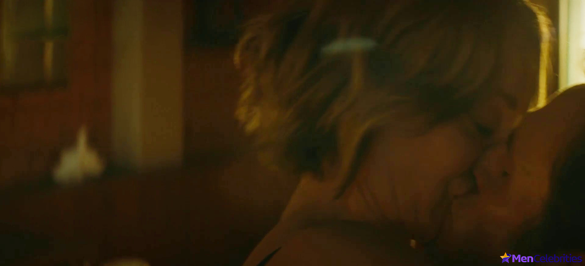 Sam Claflin nude scenes in Vanished