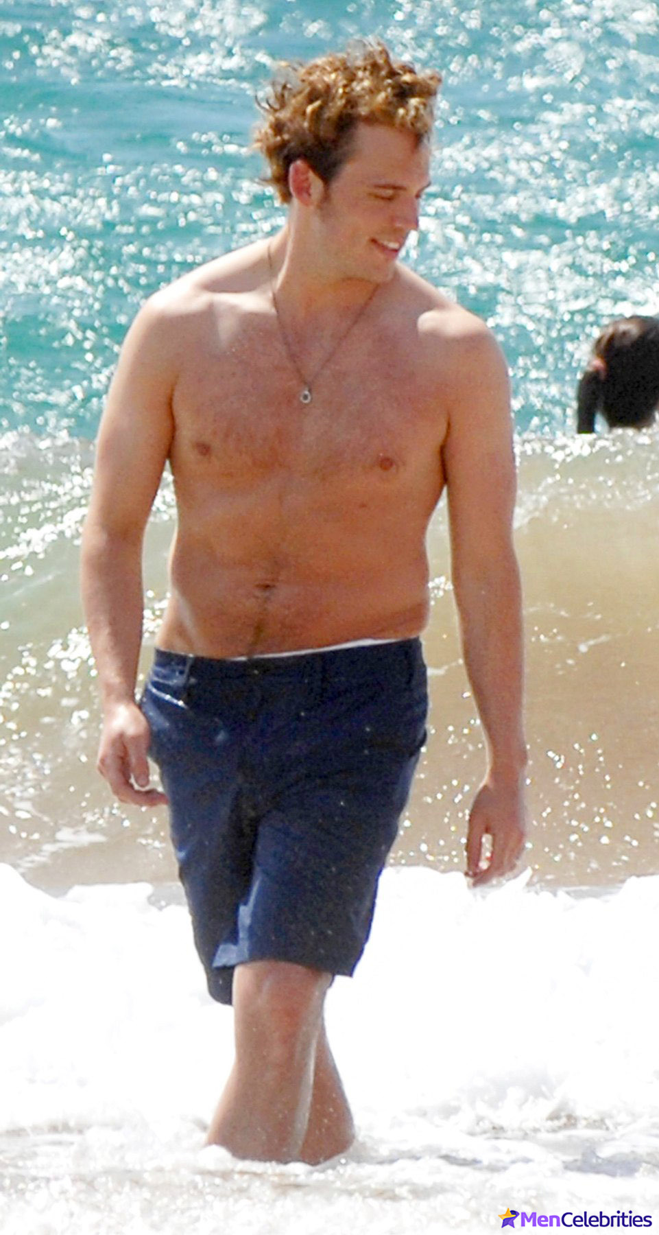 Sam Claflin bulge