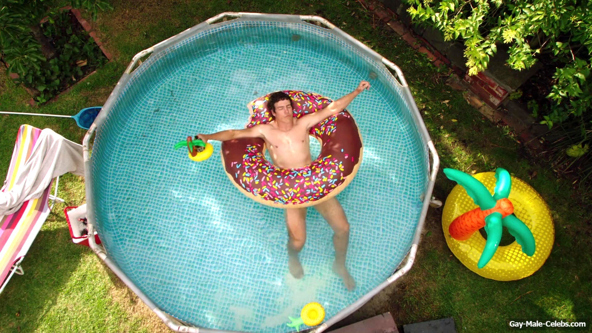 Stephen Peacocke shirtless