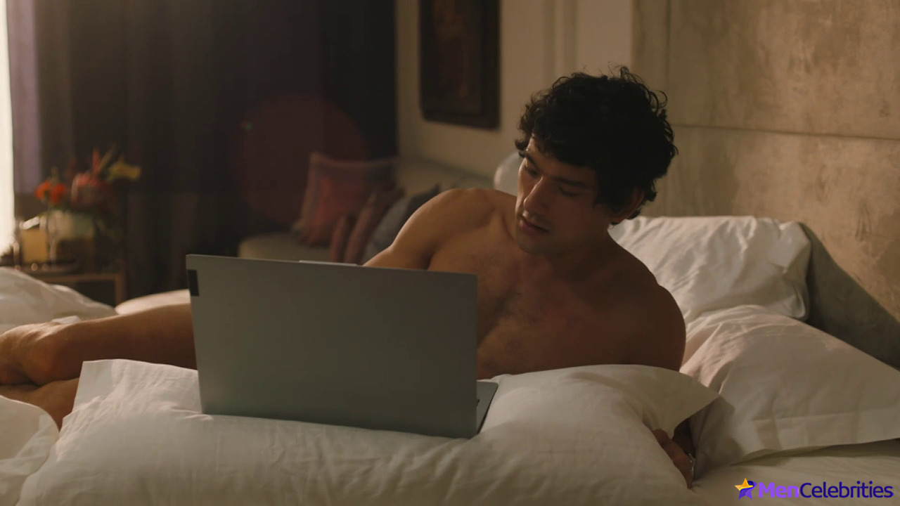 Will Sharpe nude and sex scenes in The White Lotus