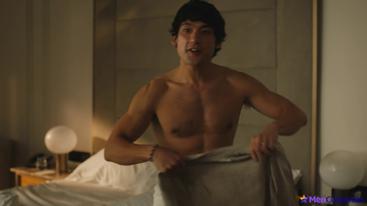 Will Sharpe nude and sex scenes in The White Lotus