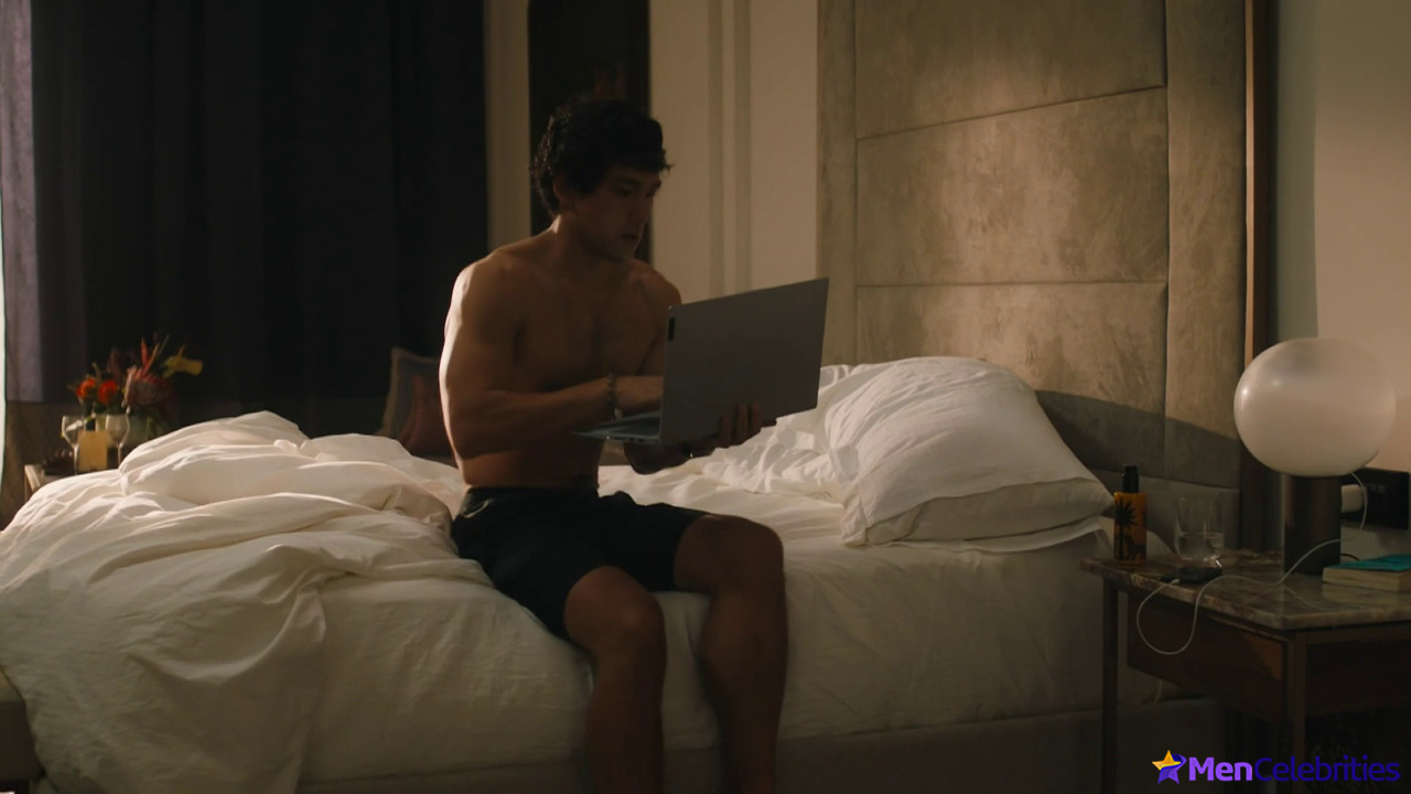 Will Sharpe nude and sex scenes in The White Lotus