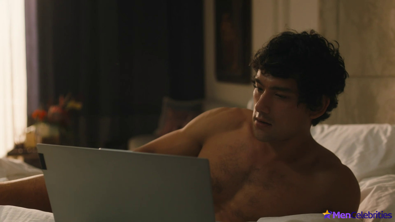 Will Sharpe nude and sex scenes in The White Lotus