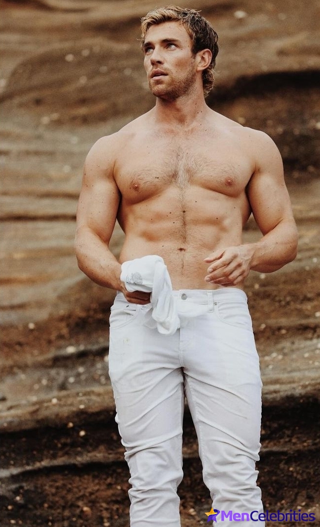 Zane Phillips nude and underwear
