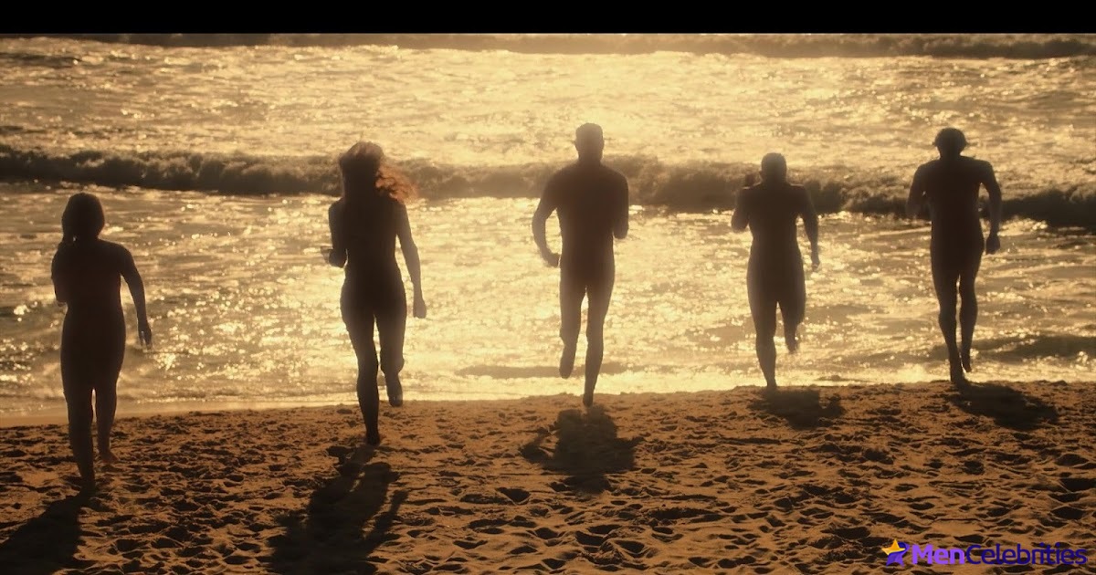 Benjamin Bratt nude in Mother Of The Bride