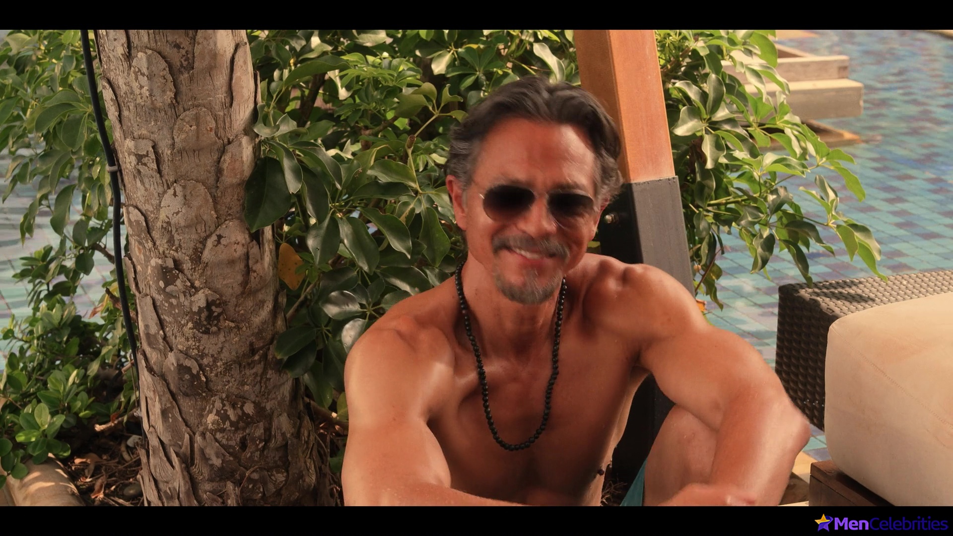 Benjamin Bratt nude in Mother Of The Bride