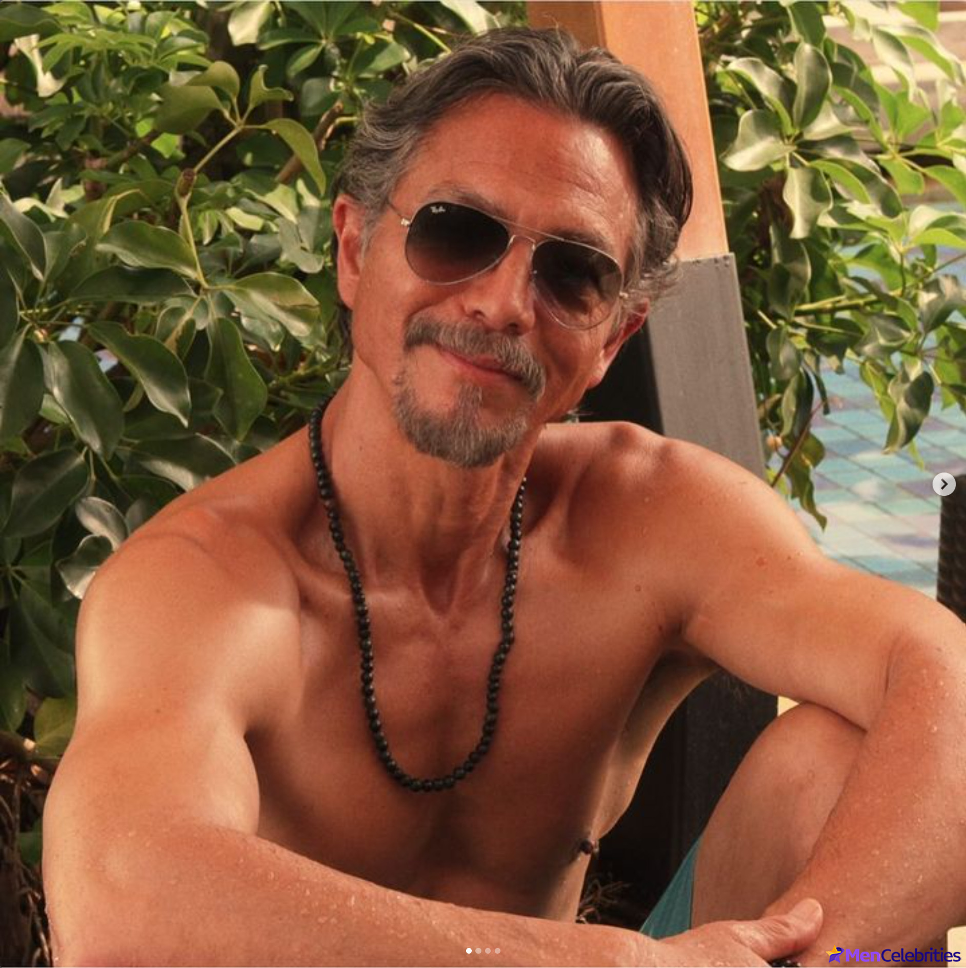 Benjamin Bratt shirtless and sexy photos