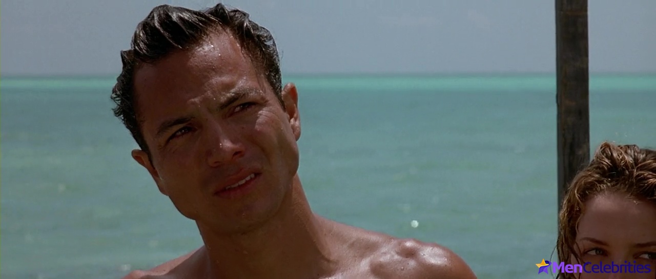 Benjamin Bratt in After The Storm
