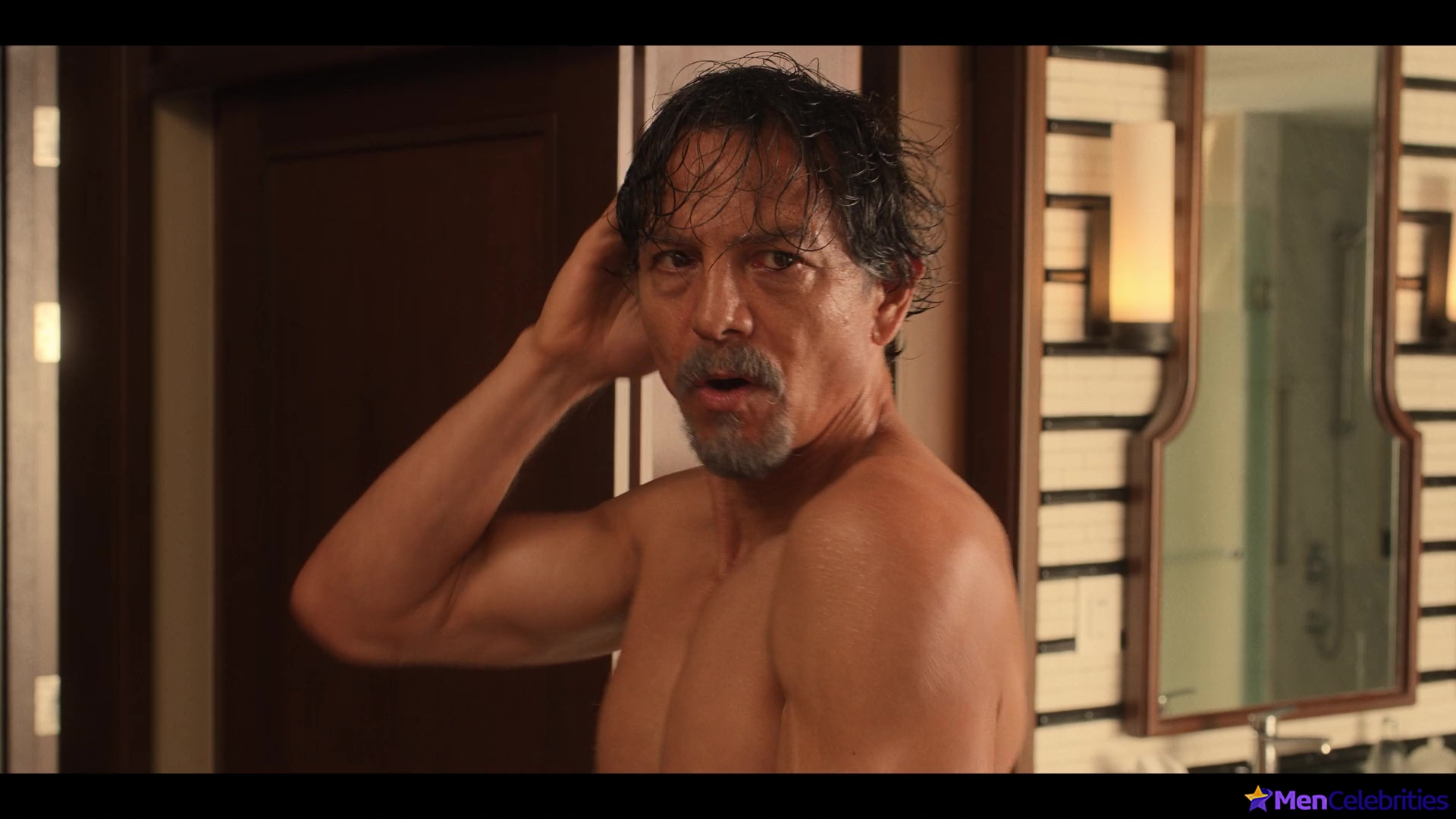 Benjamin Bratt nudes in Mother Of The Bride