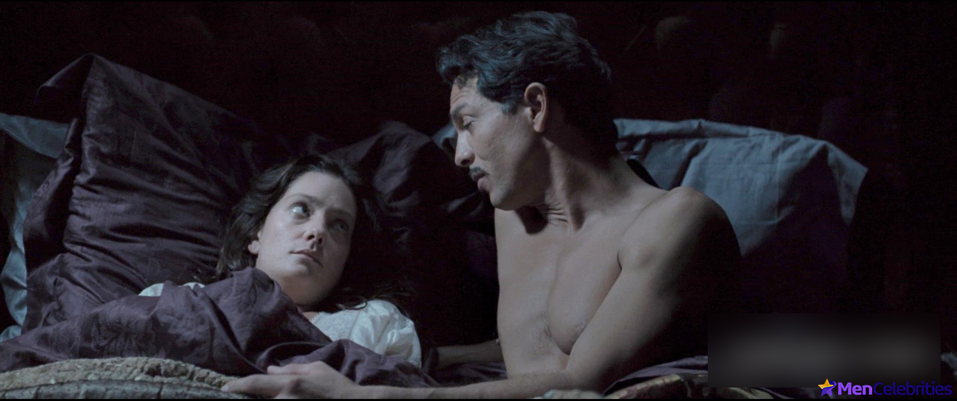 Benjamin Bratt nude and sex scenes