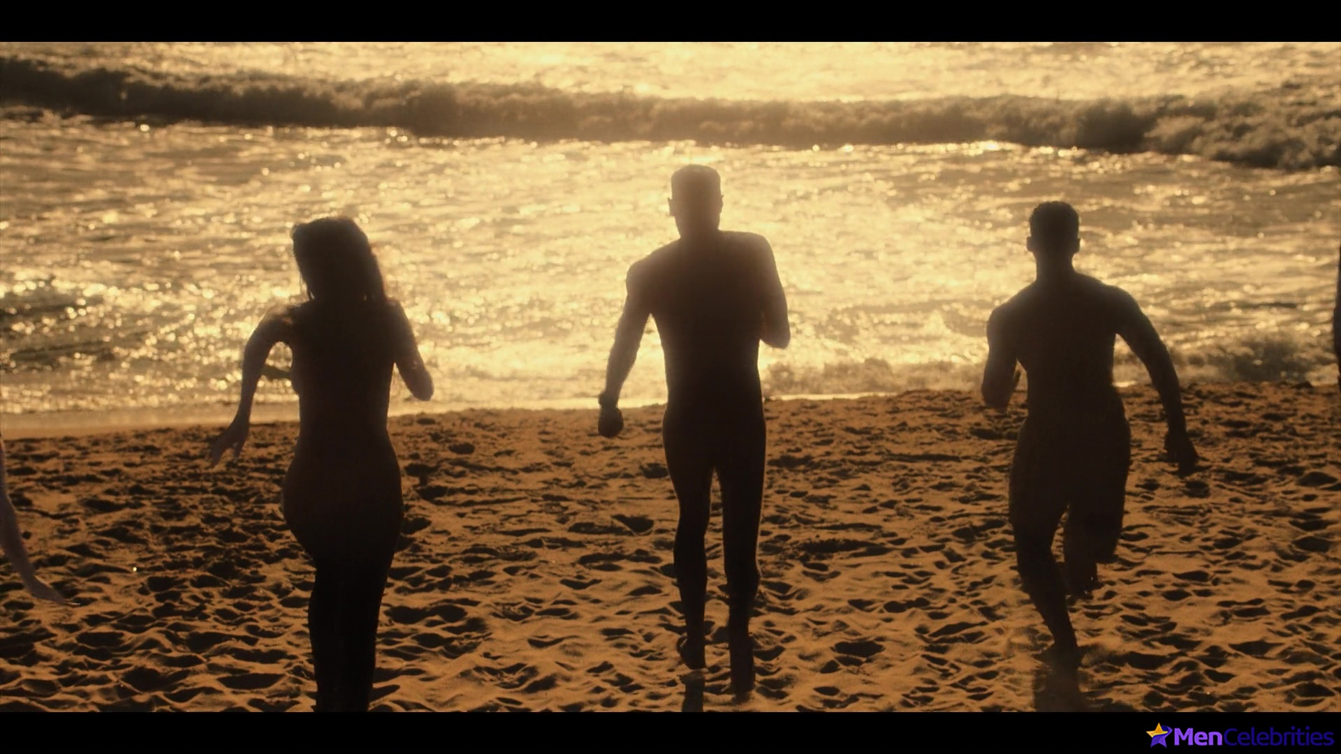 Benjamin Bratt nude in Mother Of The Bride