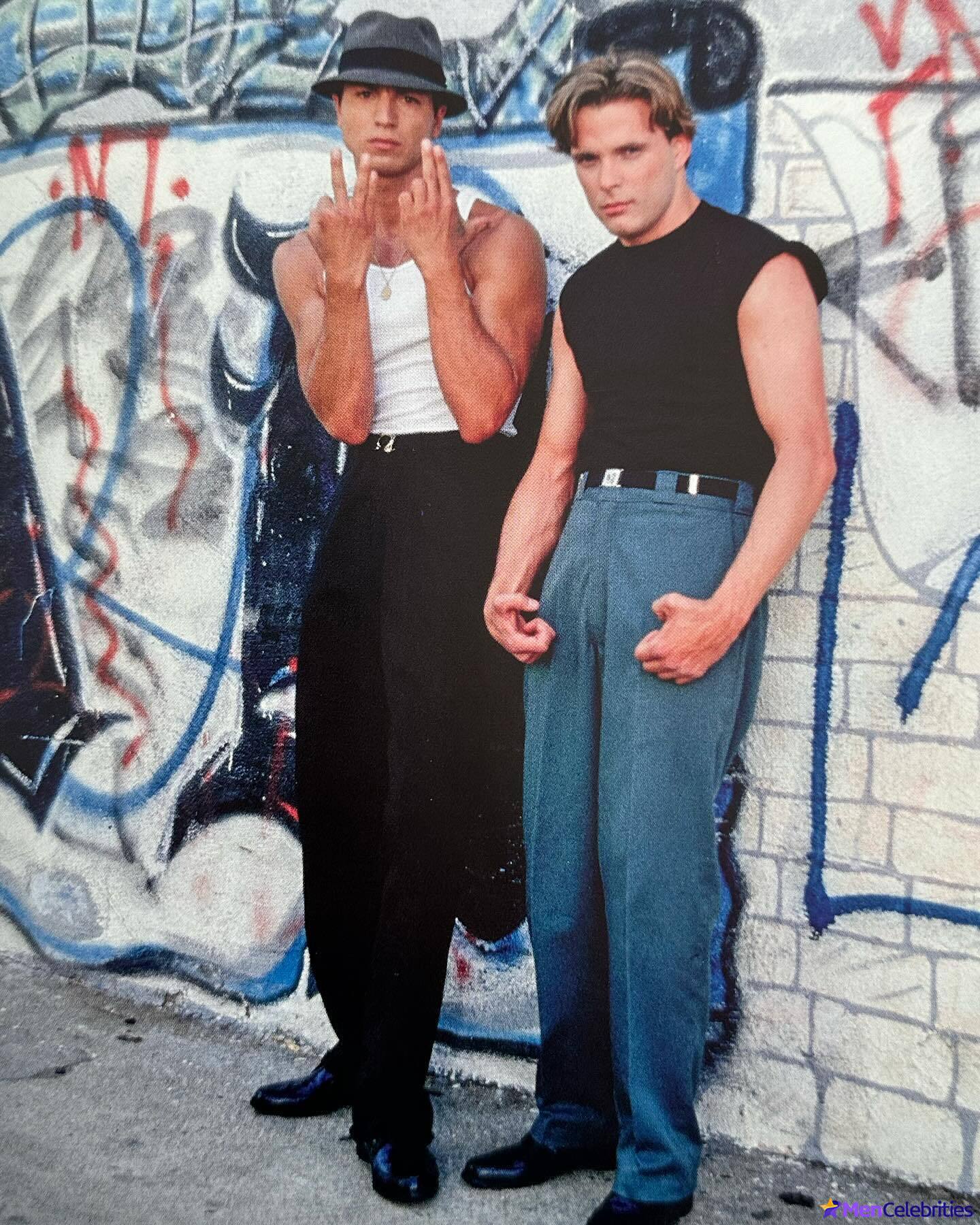 Benjamin Bratt shirtless and sexy photos