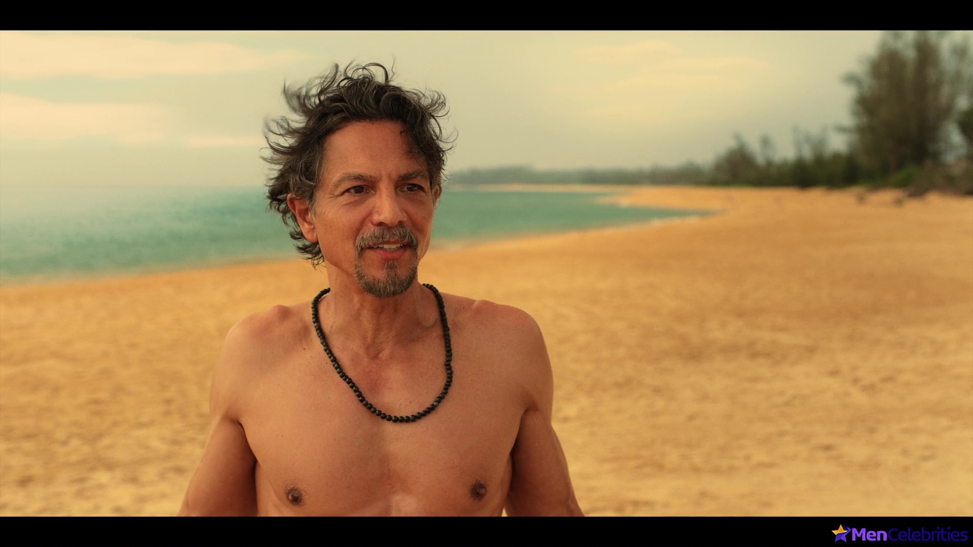 Benjamin Bratt nude in Mother Of The Bride