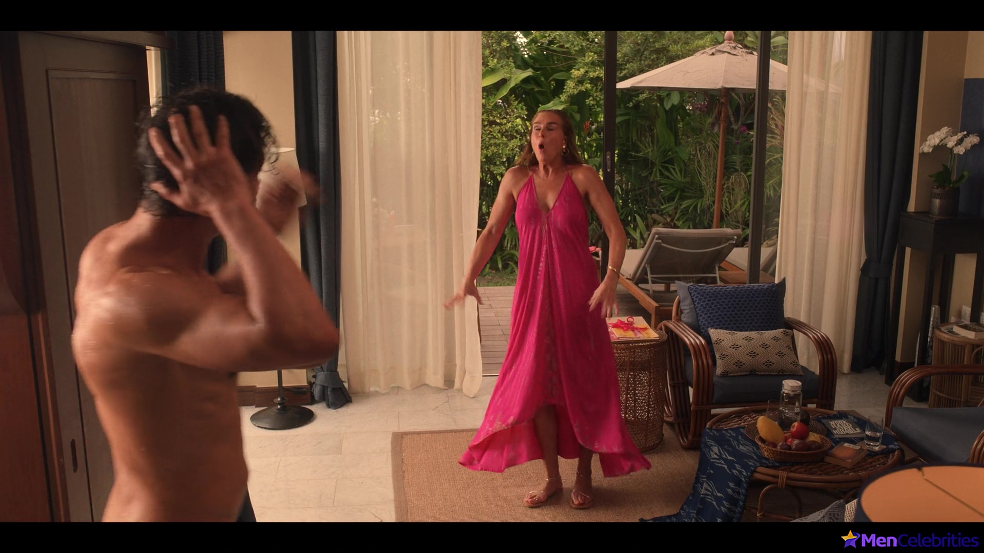 Benjamin Bratt nudes in Mother Of The Bride