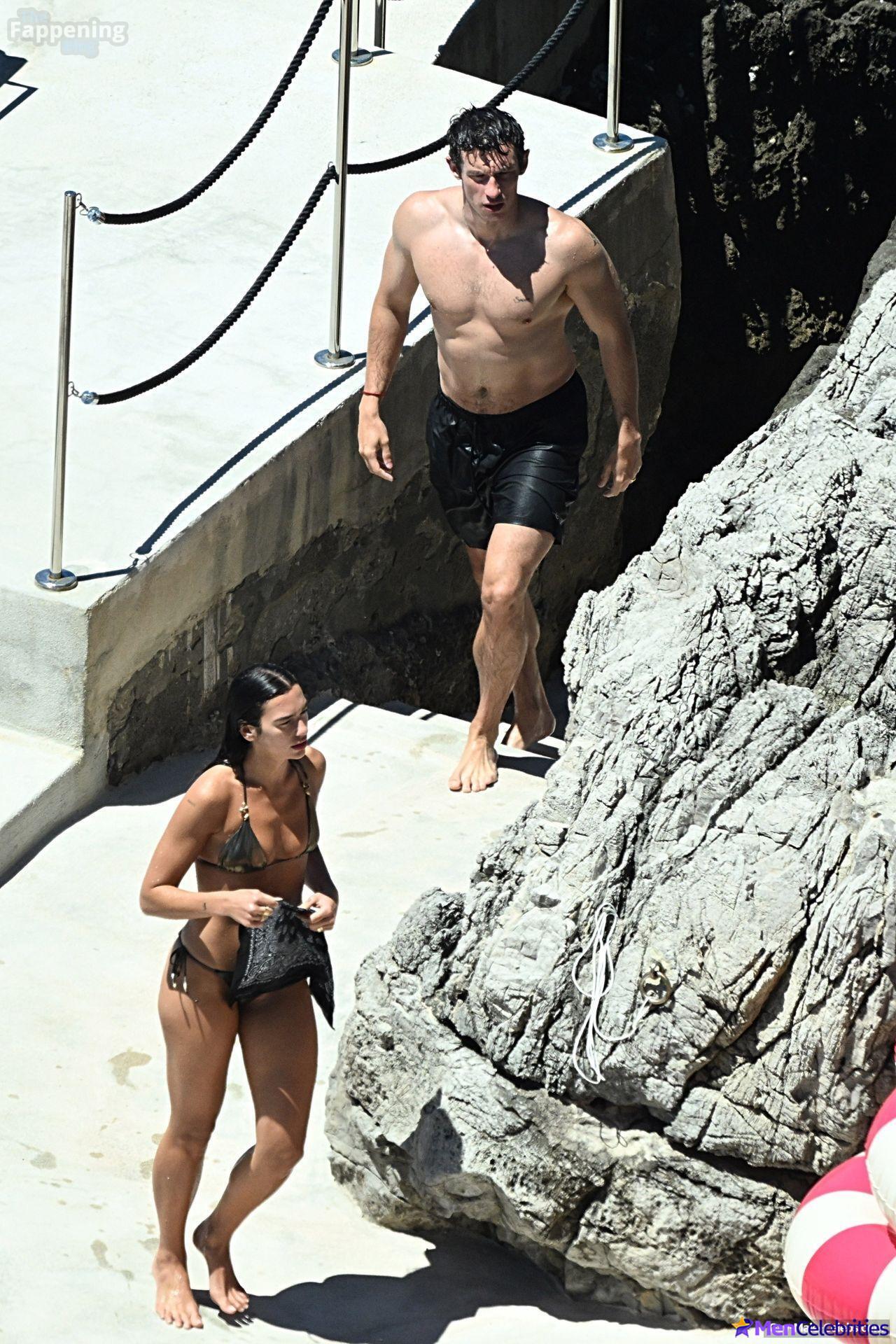 Callum Turner shirtless pics