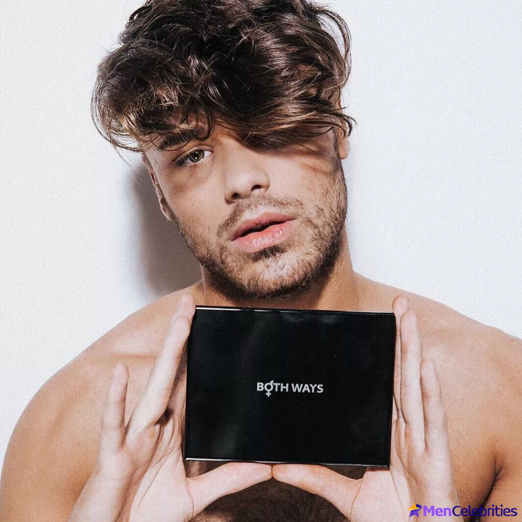 Casey W Johnson shirtless and sexy pics