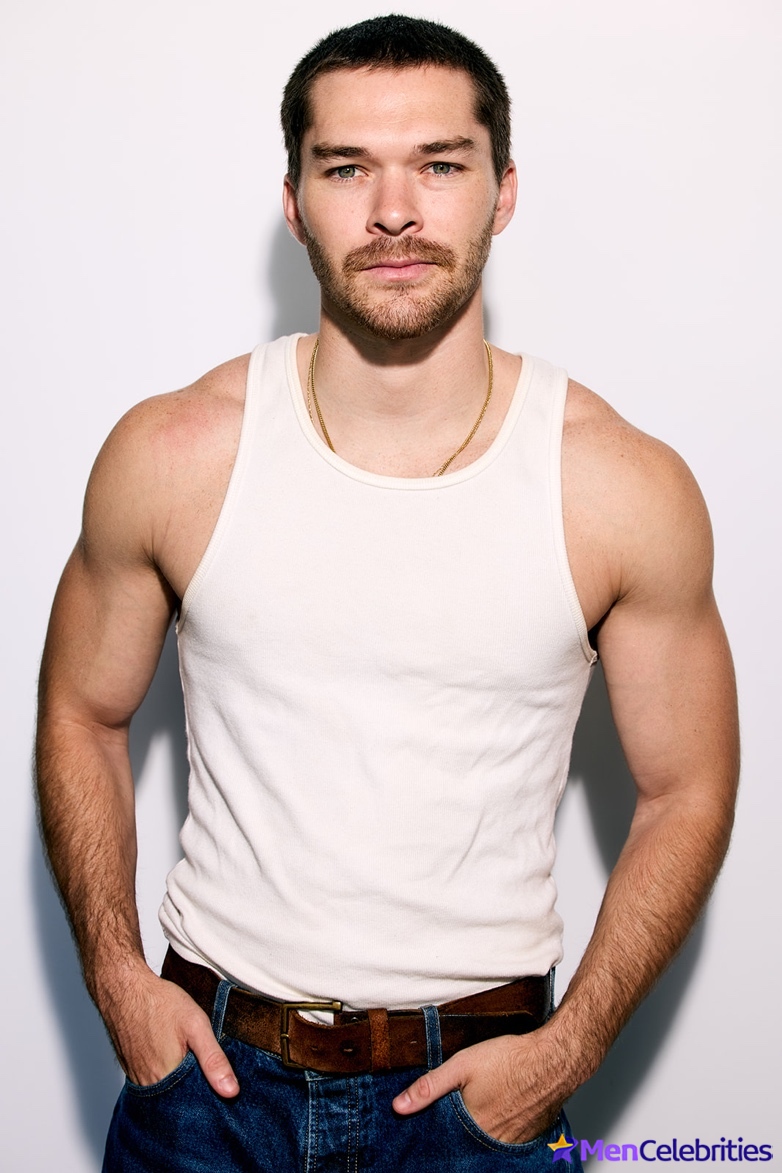 Casey W Johnson shirtless and sexy pics