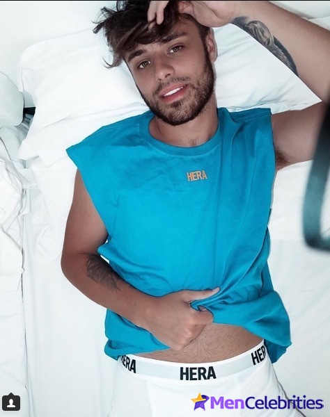 Casey W Johnson shirtless and sexy pics