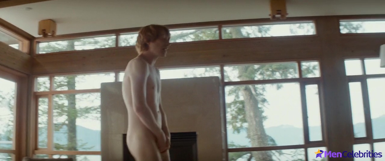 Domhnall Gleeson nude in Crash Pad