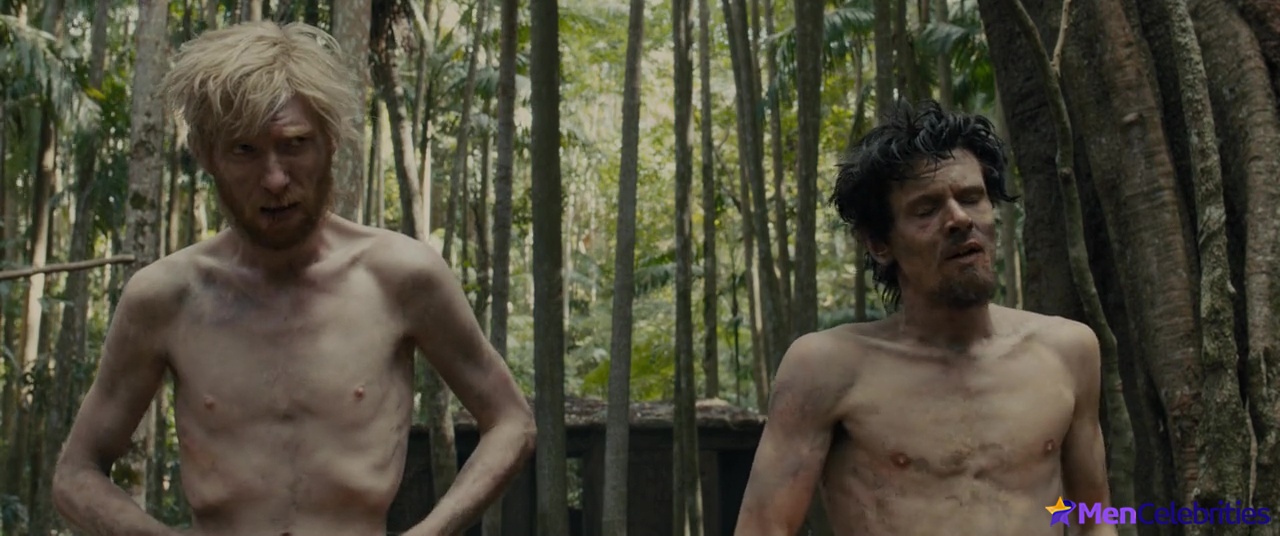 Domhnall Gleeson nude in Unbroken