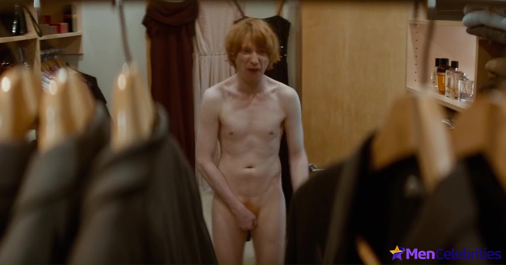 Domhnall Gleeson nude in Crash Pad