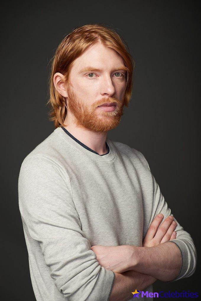 Domhnall Gleeson naked and sexy pics
