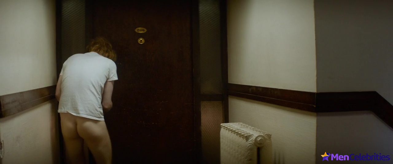 Domhnall Gleeson nude in Crash Pad