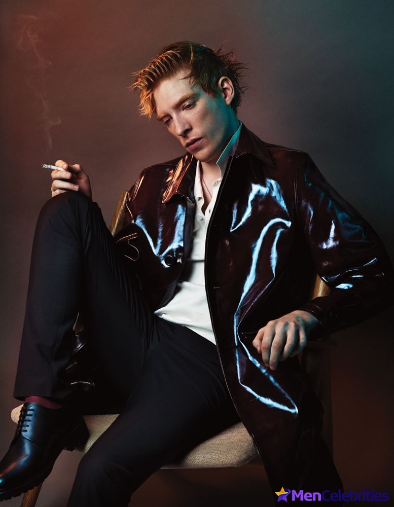 Domhnall Gleeson naked and sexy pics