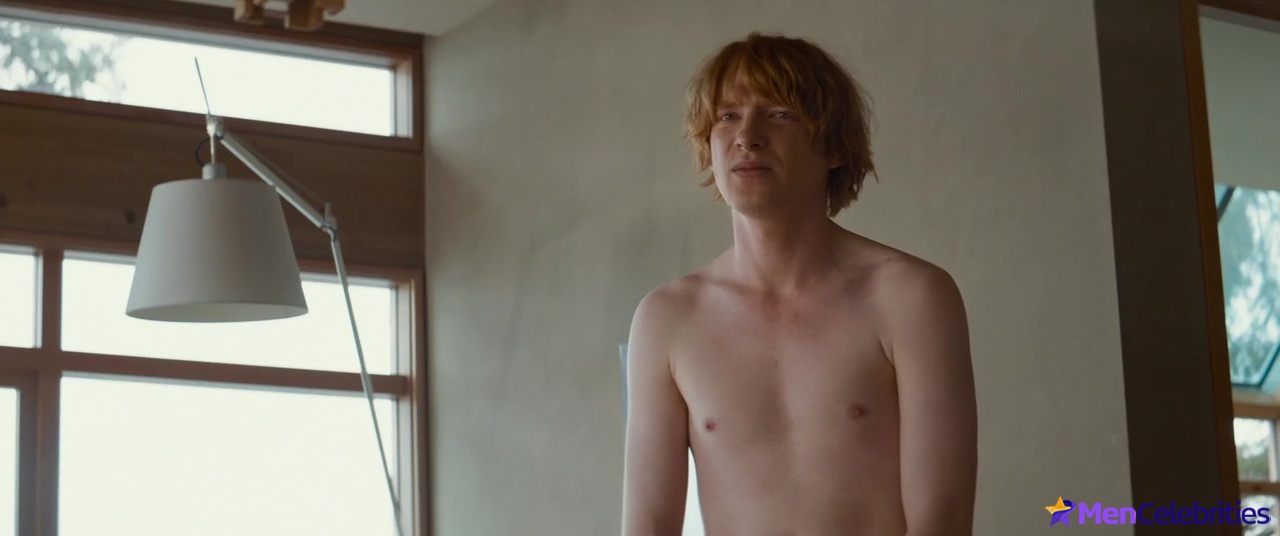 Domhnall Gleeson nude in Crash Pad