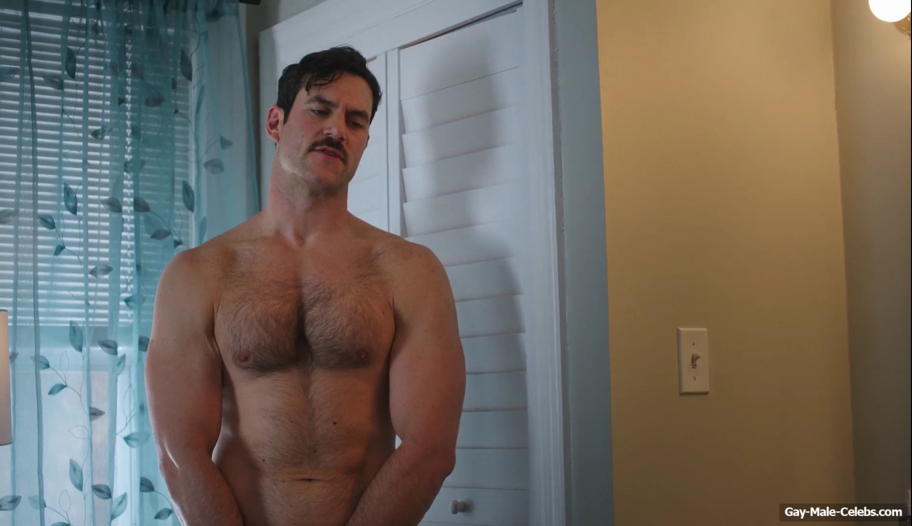 Evan Mulrooney Nude and Exposed His Muscle Ass in Tires