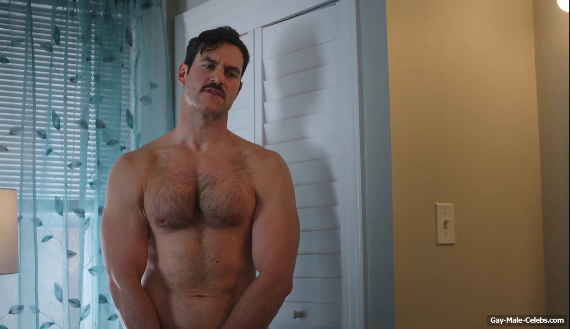 Evan Mulrooney Nude and Exposed His Muscle Ass in Tires