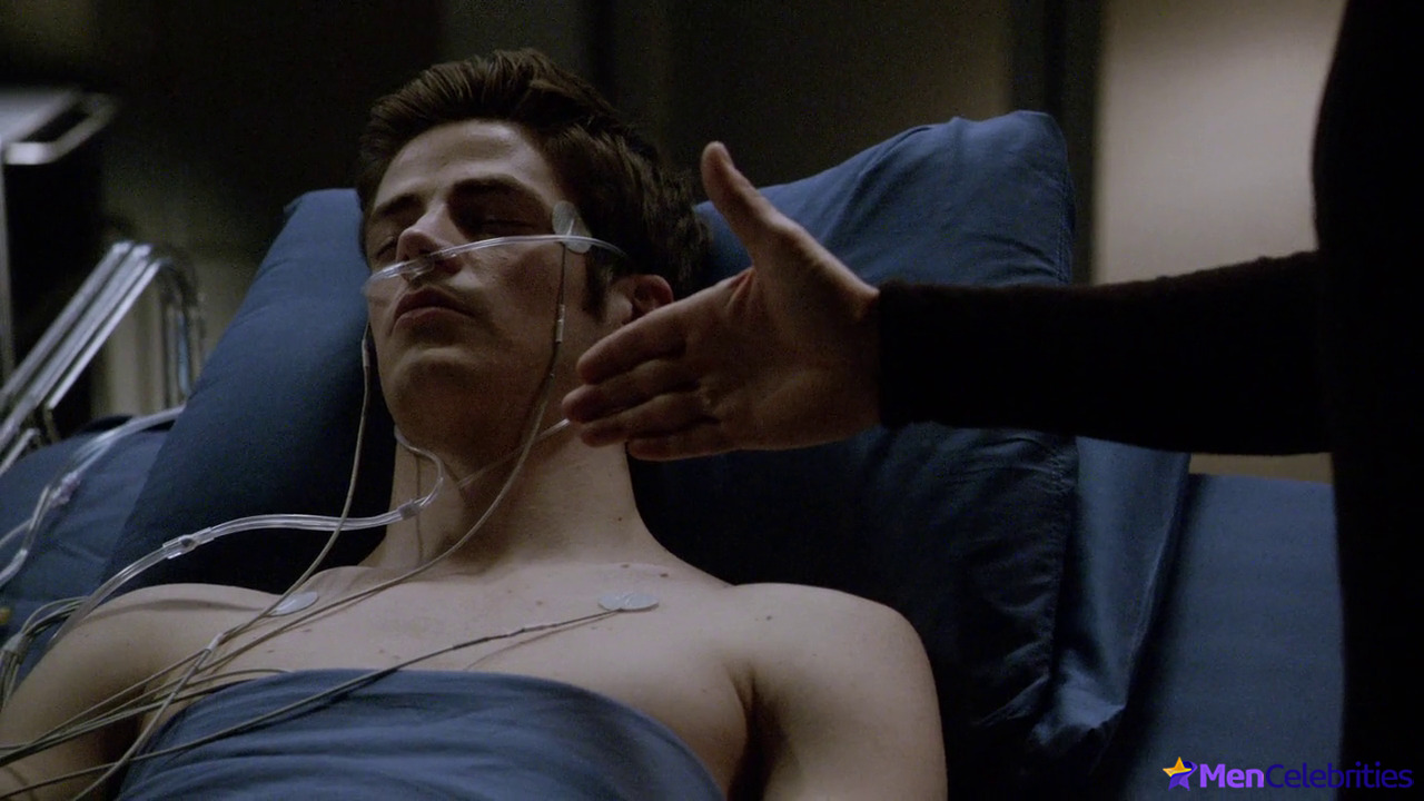 Grant Gustin shirtless and sexy in The Flash