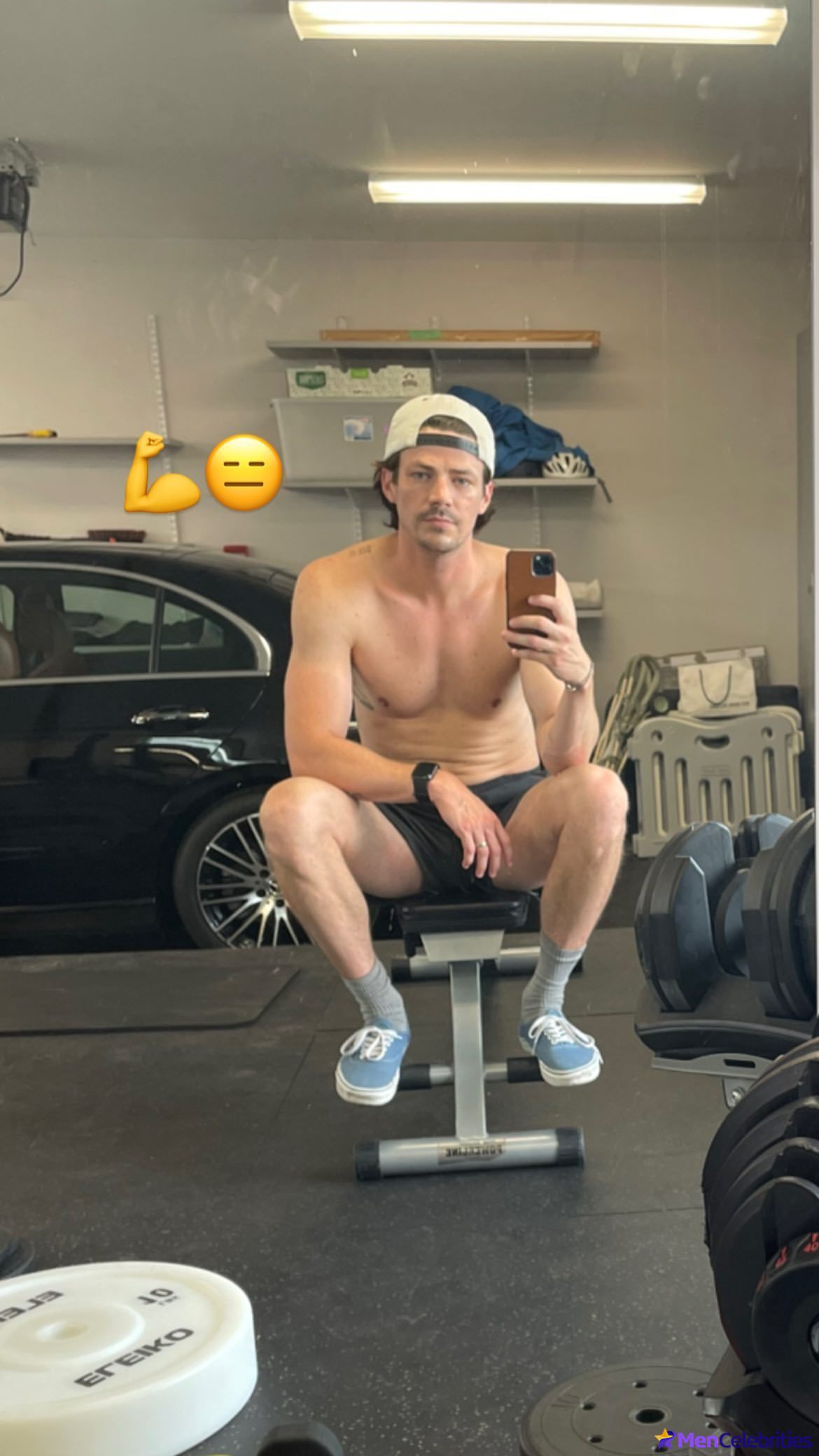 Grant Gustin nude and cock bulge pics