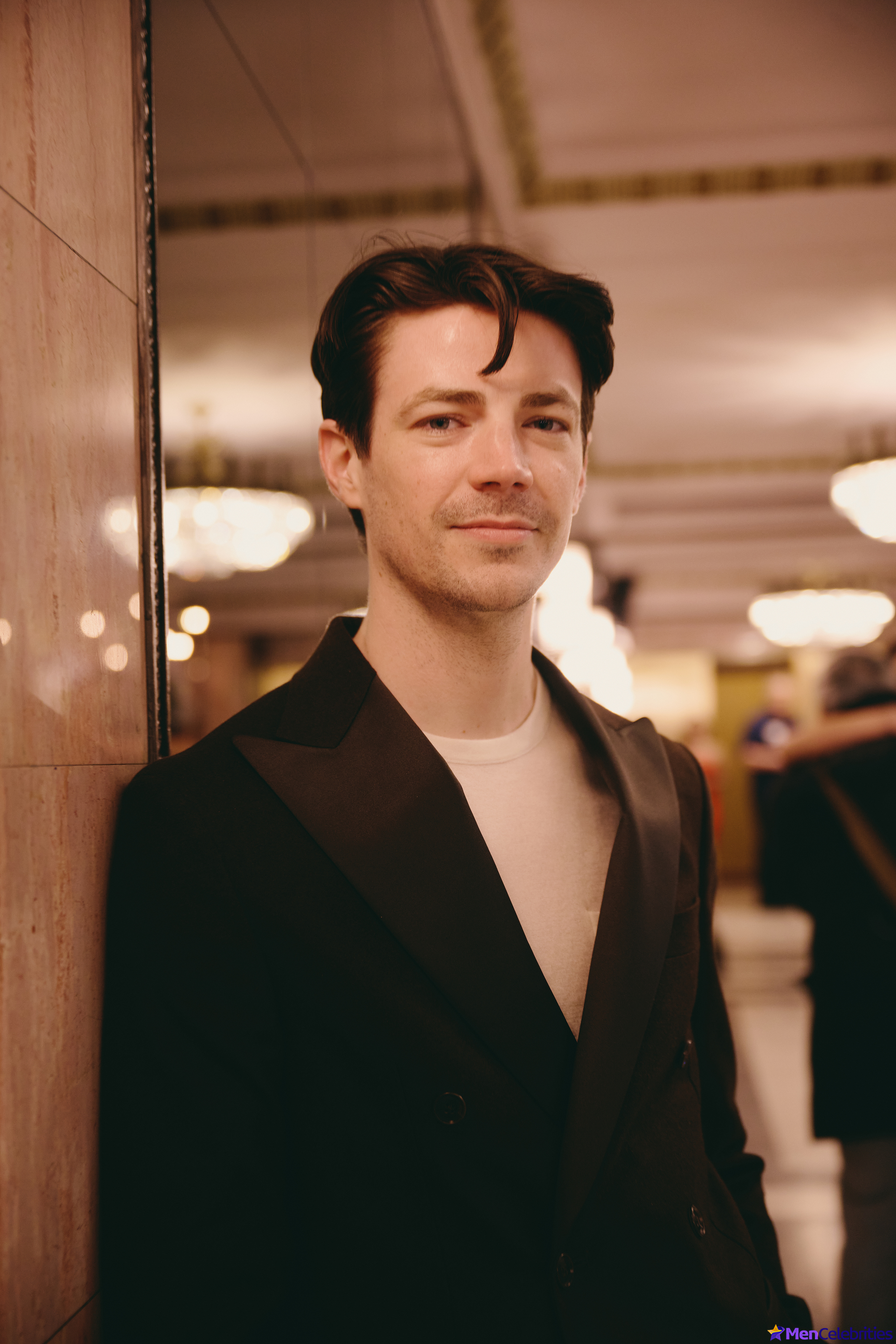 Grant Gustin nude and cock bulge pics