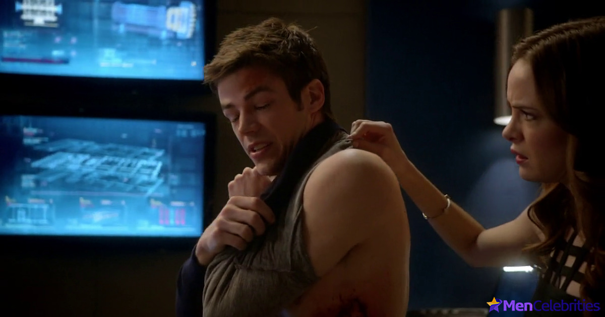 Grant Gustin shirtless and sexy in The Flash