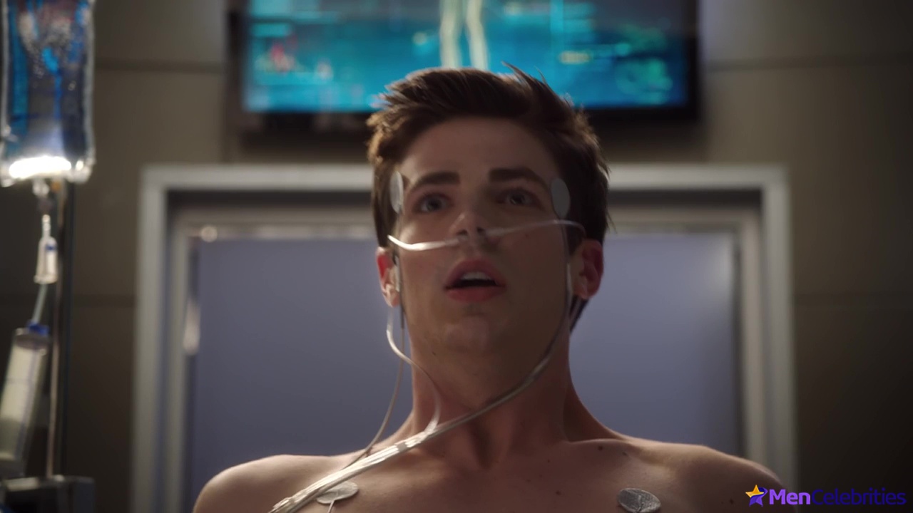 Grant Gustin shirtless and sexy in The Flash