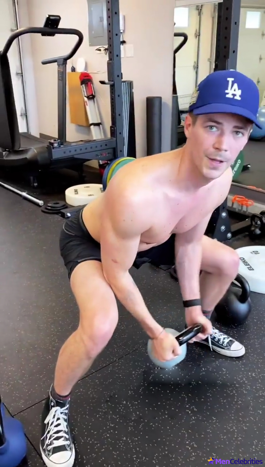 Grant Gustin nude and cock bulge pics